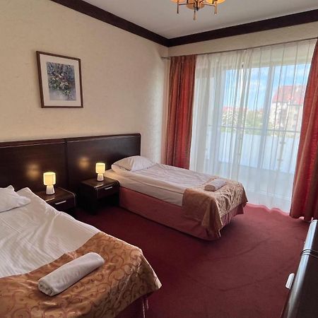 Neptun Hotel Legnica Exterior photo